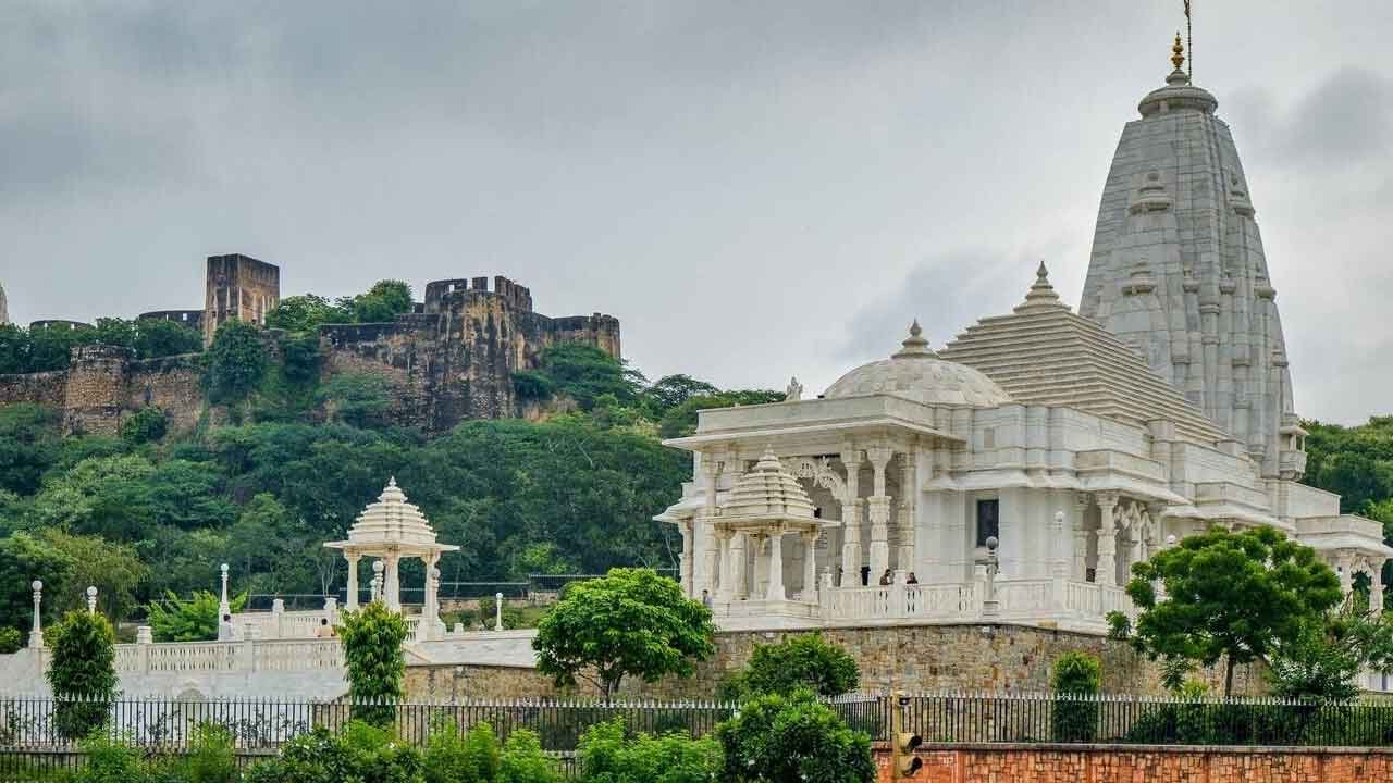 Best Temples in Jaipur, You Should Not Miss: Various Spiritual Places in the Pink City